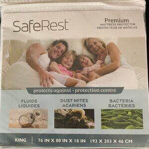 SafeRest Premium King Size Mattress Protector - Sizing in the description